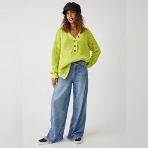 FREE PEOPLE WHISTLE THERMAL HENLEY- Acid Lime Combo
